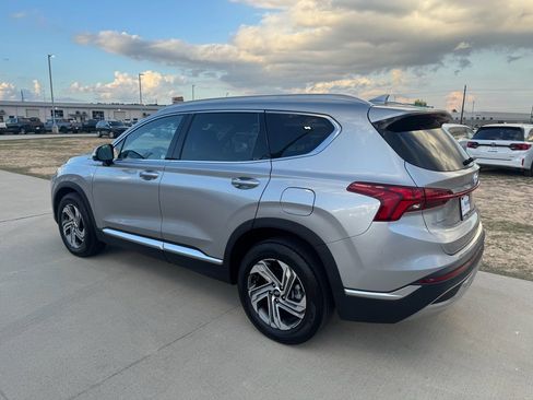 Used 2023 Hyundai Santa Fe SEL w/ Premium Package image 6