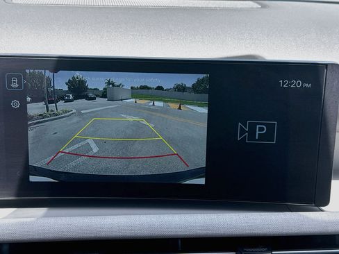 Used 2025 Hyundai Tucson SEL FWD image 14