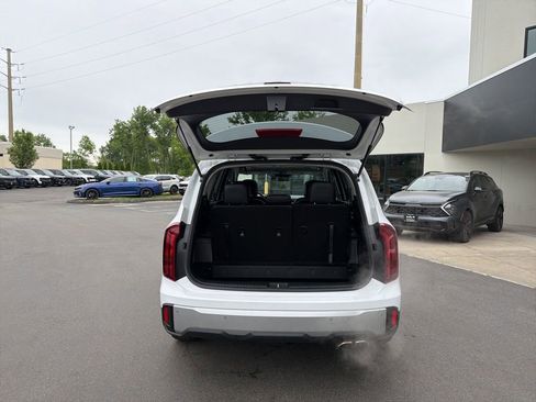 Used 2023 Kia Telluride S w/ S Sunroof Package AWD/4WD image 16