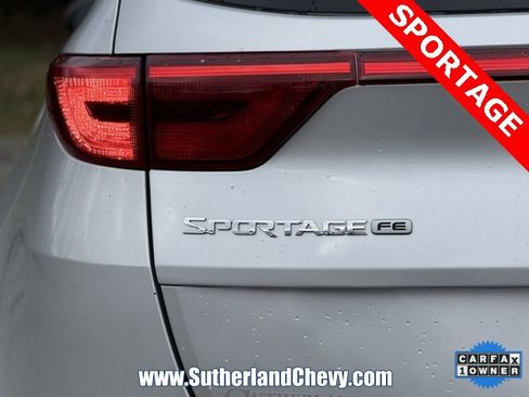 Used 2019 Kia Sportage LX image 11