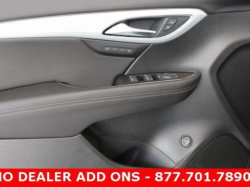 New 2025 Buick Envision Avenir image 11