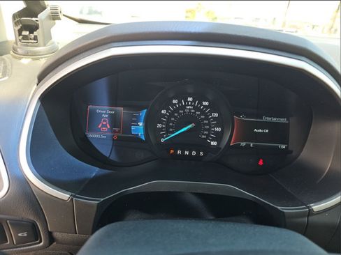 Used 2016 Ford Edge SEL w/ Equipment Group 201A AWD/4WD image 4