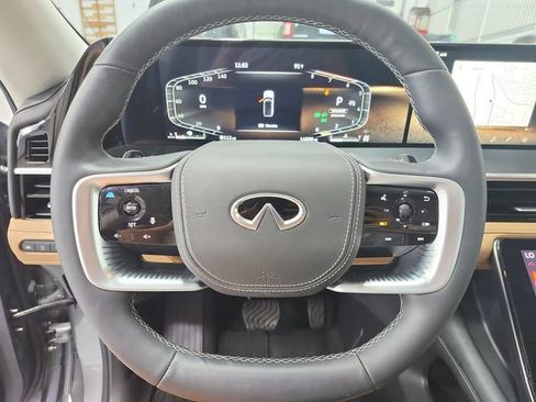 Used 2025 INFINITI QX80 Sensory AWD/4WD image 24