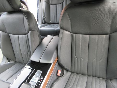 Used 2022 Audi A8 L 3.0T image 14