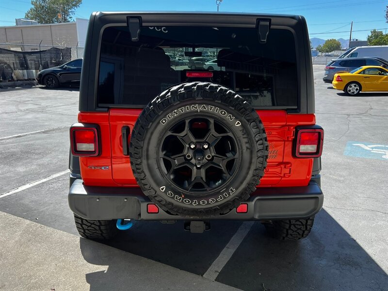 Used 2023 Jeep Wrangler Unlimited w/ Cold Weather Group AWD/4WD image 6