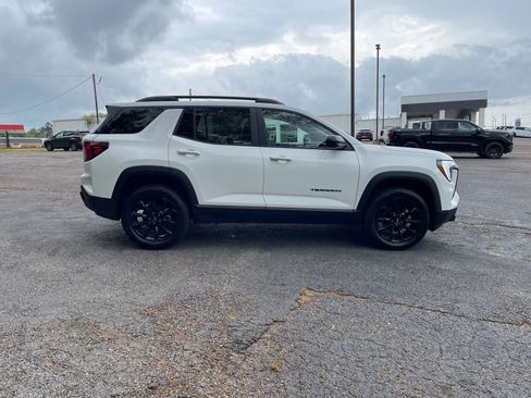 New 2026 GMC Terrain Elevation w/ Black Edition FWD image 6