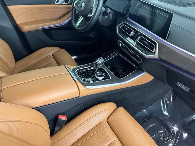 Used 2022 BMW X5 xDrive45e w/ M Sport Package AWD/4WD image 25