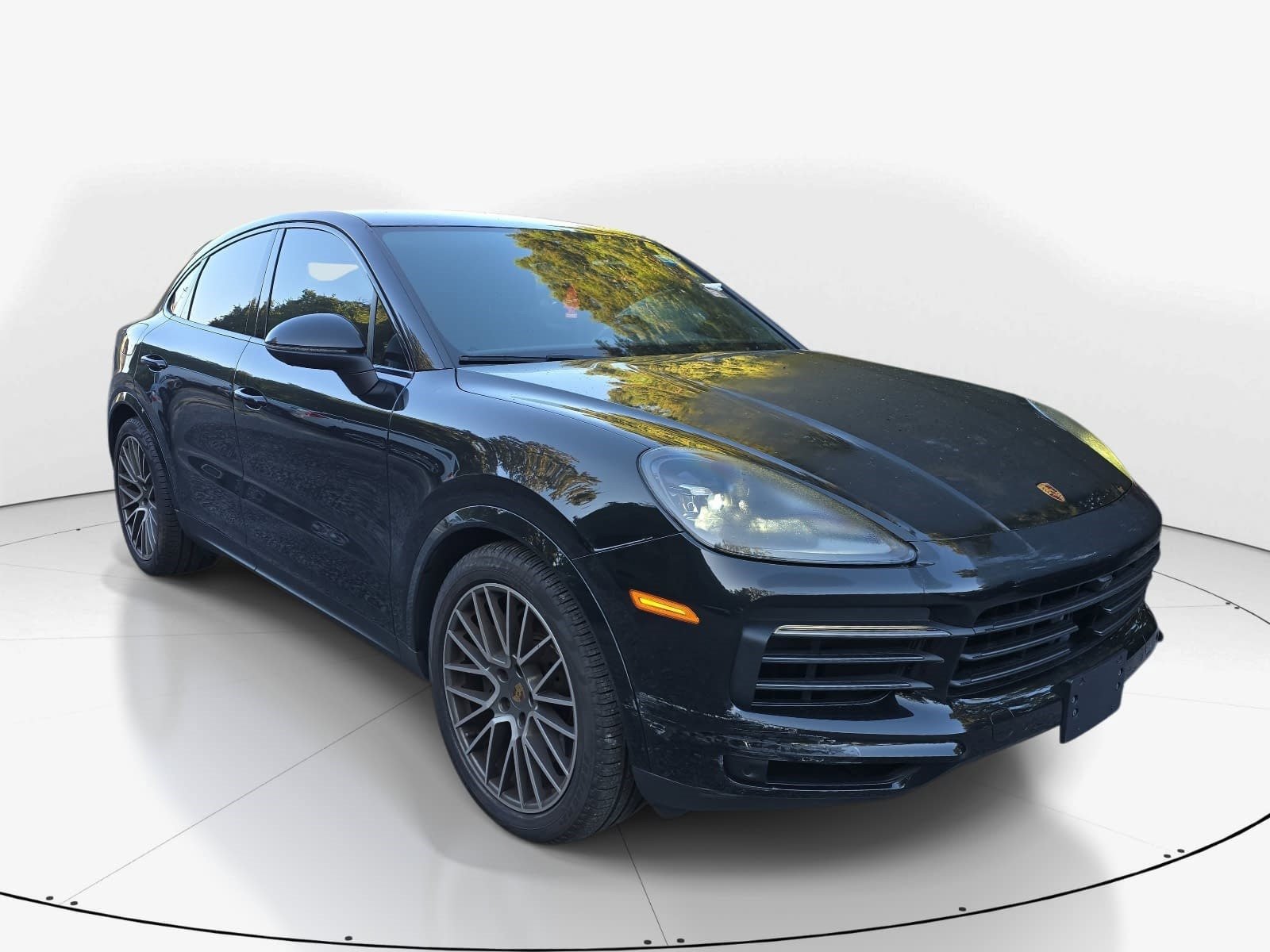 Used 2023 Porsche Cayenne Platinum Edition AWD/4WD image 2