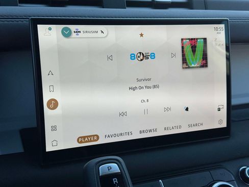 Used 2025 Land Rover Defender 110 S image 29