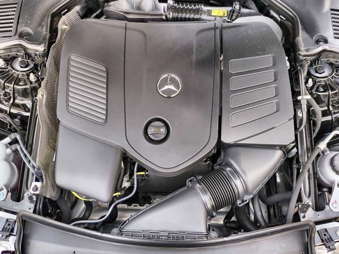 New 2025 Mercedes-Benz C 300 4MATIC Sedan image 15