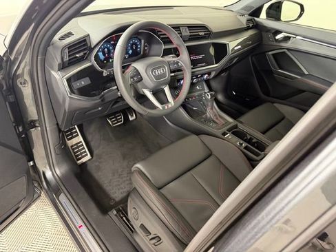 Used 2025 Audi Q3 2.0T Premium Plus w/ Premium Plus Package AWD/4WD image 10
