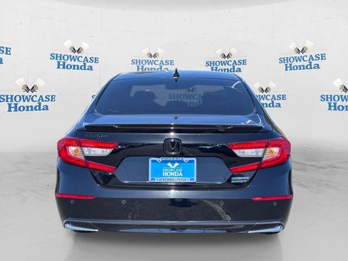 Certified 2022 Honda Accord Touring image 7