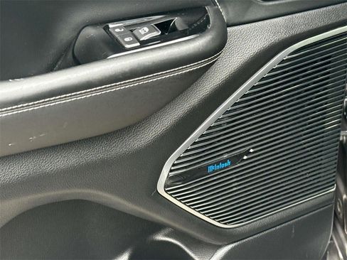 Used 2021 Jeep Grand Cherokee L Overland image 11