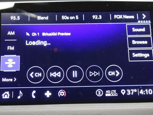 Used 2020 Cadillac XT4 Premium Luxury image 29