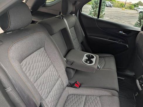 Used 2019 Chevrolet Equinox LT FWD image 17