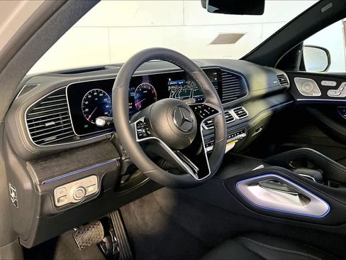 New 2026 Mercedes-Benz GLE 450 4MATIC Coupe image 9