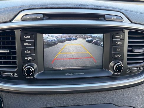 Used 2018 Kia Sorento EX image 26