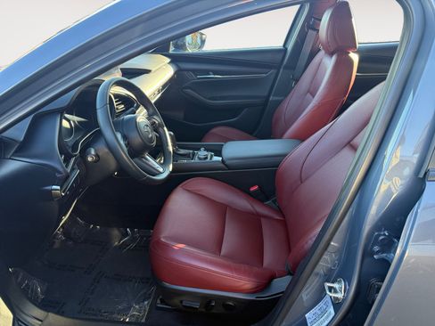 Certified 2025 MAZDA MAZDA3 s image 10