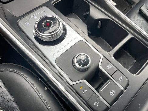 Used 2021 Kia Sorento EX FWD image 38