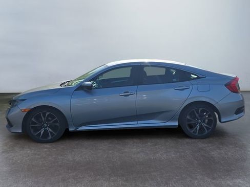 Used 2020 Honda Civic Sport image 2