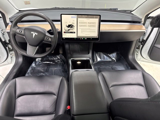 Used 2023 Tesla Model 3 Standard Range RWD image 3