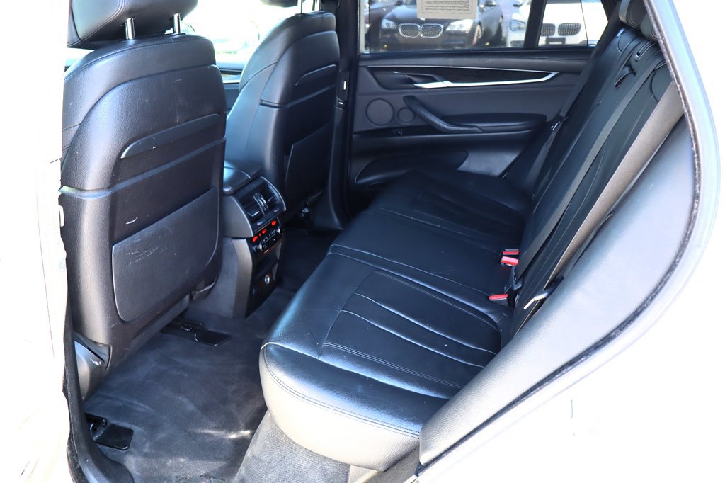 Used 2015 BMW X5 xDrive50i AWD/4WD image 19
