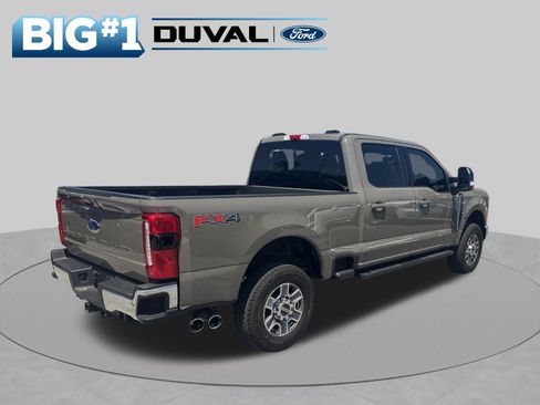 Used 2026 Ford F250 Lariat w/ FX4 Off-Road Package AWD/4WD image 2