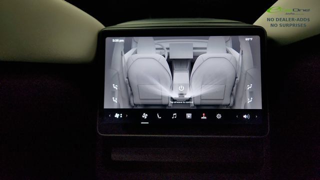 Used 2026 Tesla Model Y AWD image 52