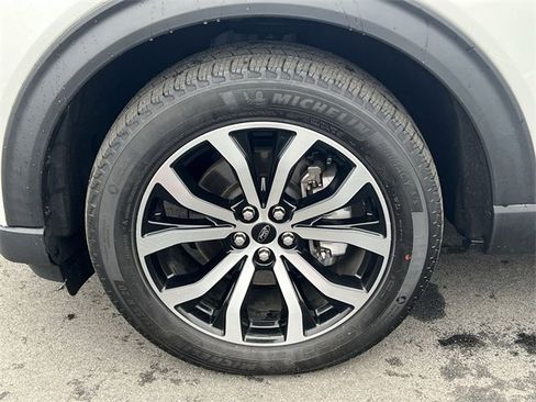 Used 2021 Ford Explorer ST image 32