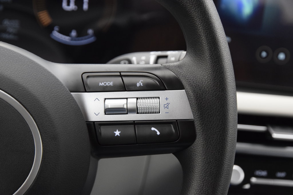 Used 2025 Hyundai Tucson SEL FWD image 24