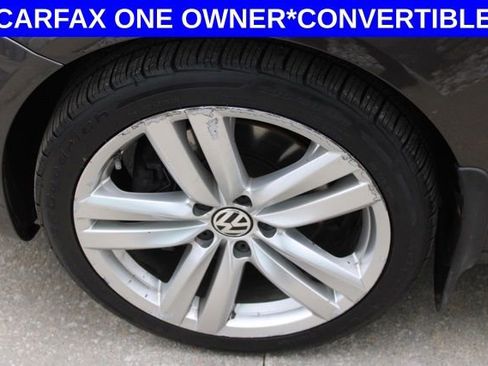 Used 2015 Volkswagen Eos Executive image 10