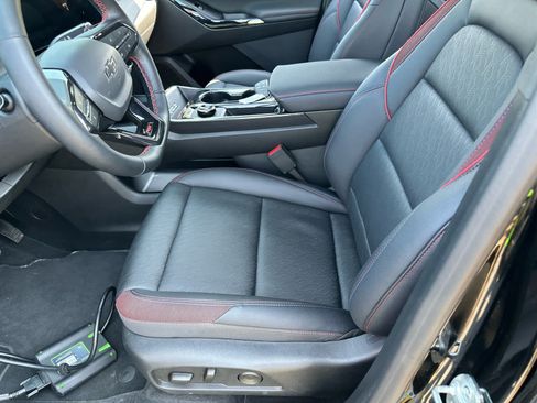 Used 2026 Chevrolet Equinox RS w/ Convenience Package III AWD/4WD image 2