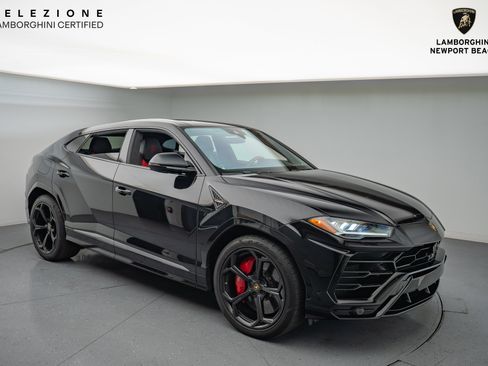 Used 2019 Lamborghini Urus image 1
