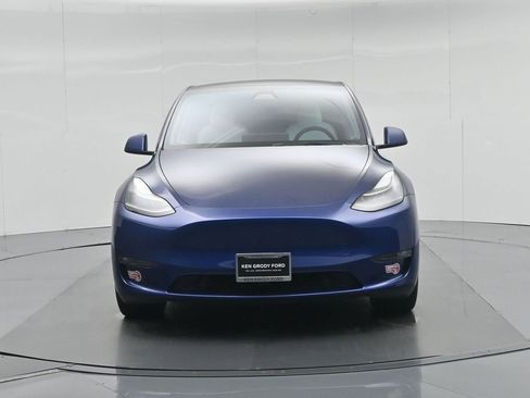 Used 2024 Tesla Model Y Long Range image 28