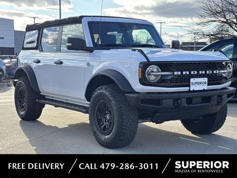 Used 2023 Ford Bronco Wildtrak image 1