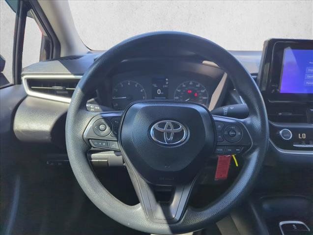 Certified 2025 Toyota Corolla LE FWD image 15