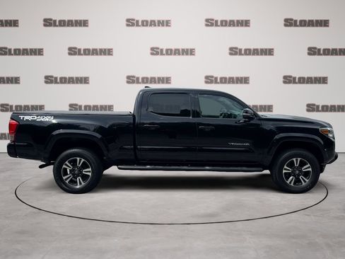 Used 2016 Toyota Tacoma TRD Sport w/ Towing Package AWD/4WD image 6