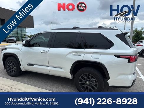 Used 2025 Toyota Sequoia Platinum AWD/4WD image 16