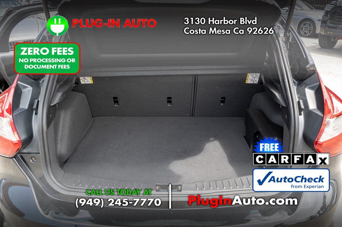 Used 2013 Ford Focus ST FWD image 12