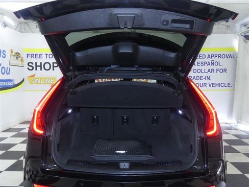 Used 2019 Cadillac XT4 Premium Luxury image 31