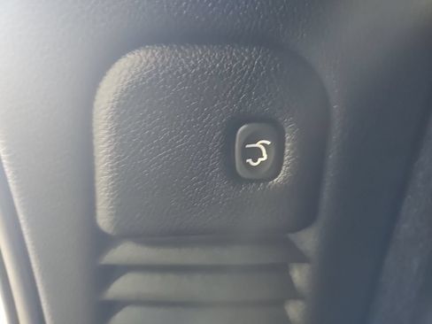 Used 2025 Dodge Durango GT AWD/4WD image 14