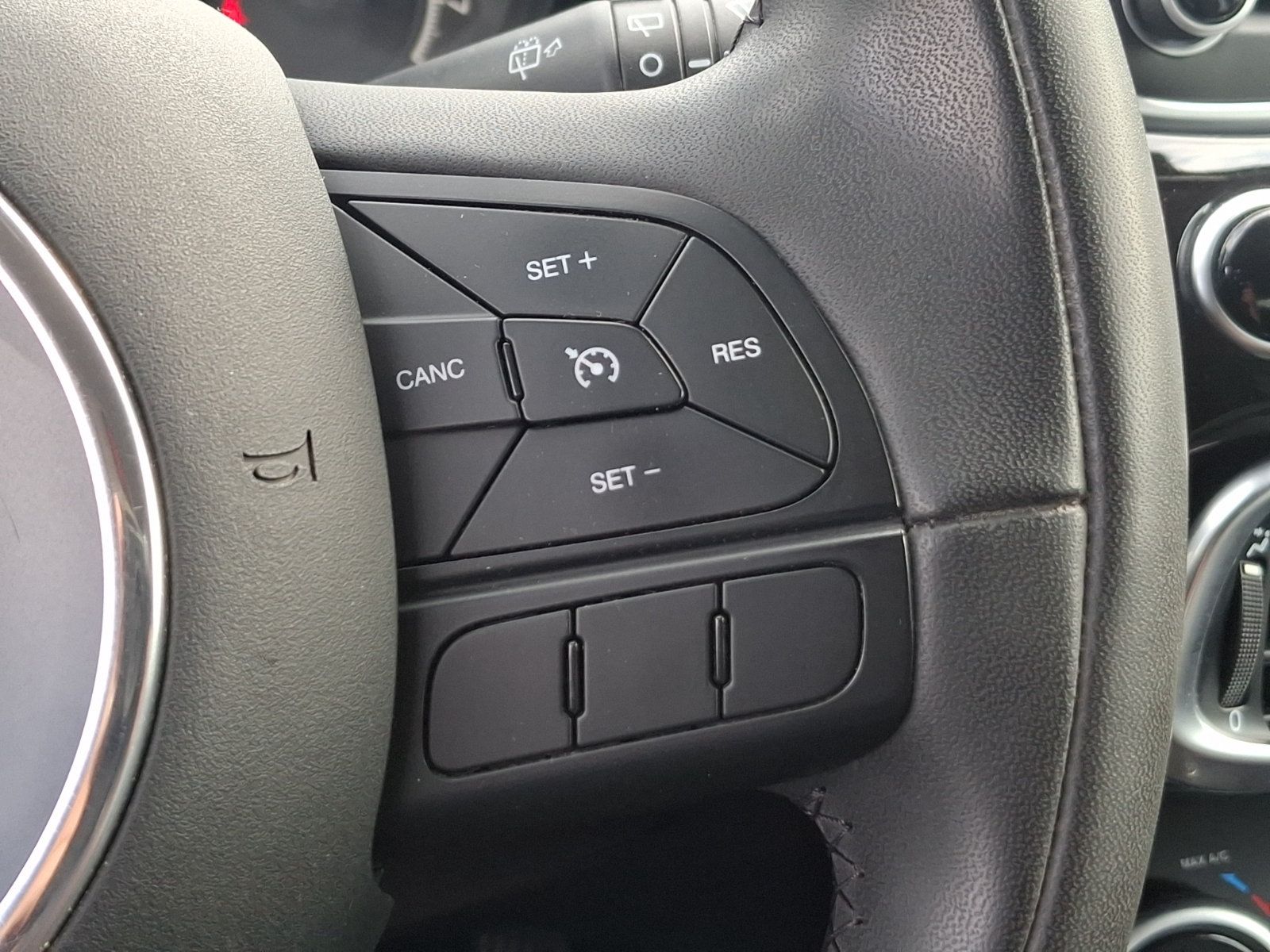 Used 2016 FIAT 500X Lounge AWD/4WD image 22