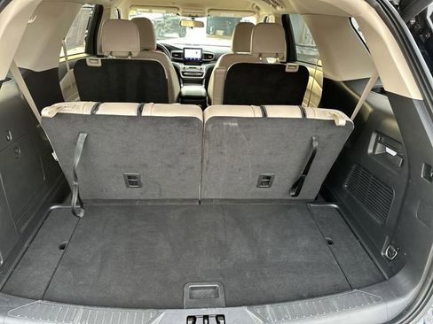 Used 2023 Ford Explorer XLT w/ Equipment Group 202A image 22