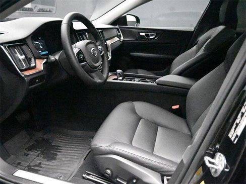 Certified 2024 Volvo V60 B5 Cross Country Plus image 14