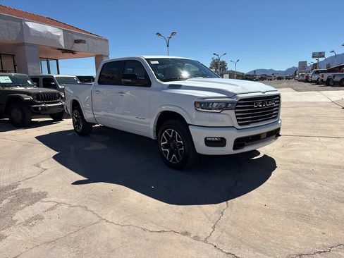 New 2026 RAM 1500 Laramie w/ Laramie Preferred Package AWD/4WD image 3