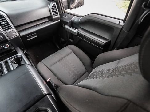 Used 2018 Ford F150 XLT w/ Equipment Group 302A Luxury AWD/4WD image 51