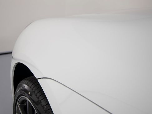 New 2026 Porsche Macan image 35