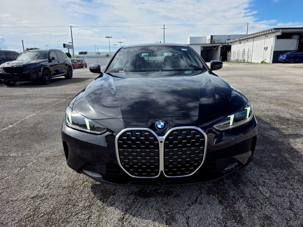 New 2027 BMW 430i Coupe w/ Parking Assistance Package RWD image 2