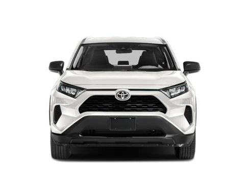 Used 2021 Toyota RAV4 LE FWD image 4