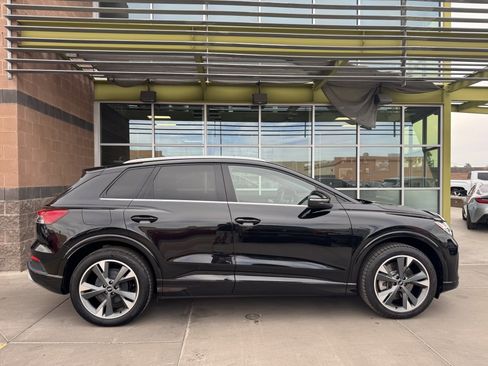 Used 2022 Audi Q4 e-tron Premium Plus w/ Premium Plus image 9